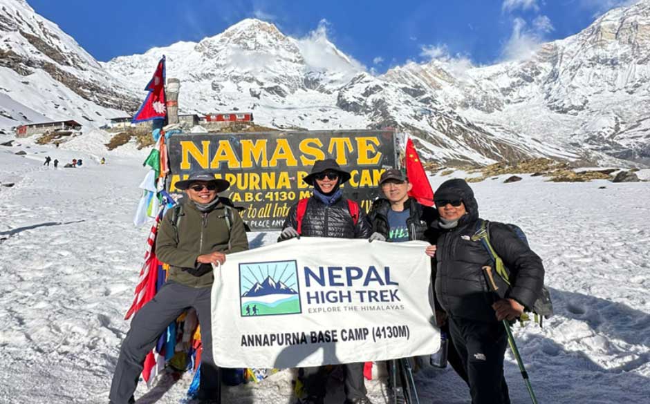 Best of the Himalayas: Manaslu Circuit vs Annapurna Adventures