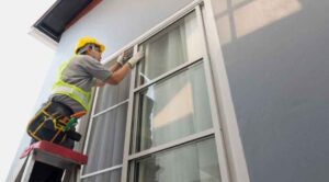 When-Should-You-Consider-Window-Glass-Replacement-in-Toronto-Signs-and-Benefits